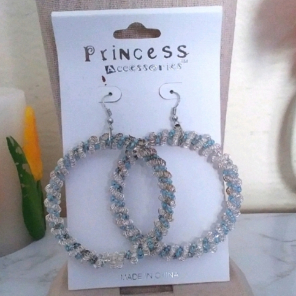 Princess Earrings - Picture 3 of 4